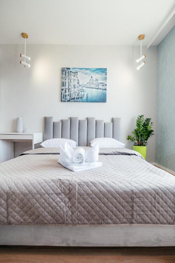 Pearl Premium Apartments 3 Kiev Dış mekan fotoğraf