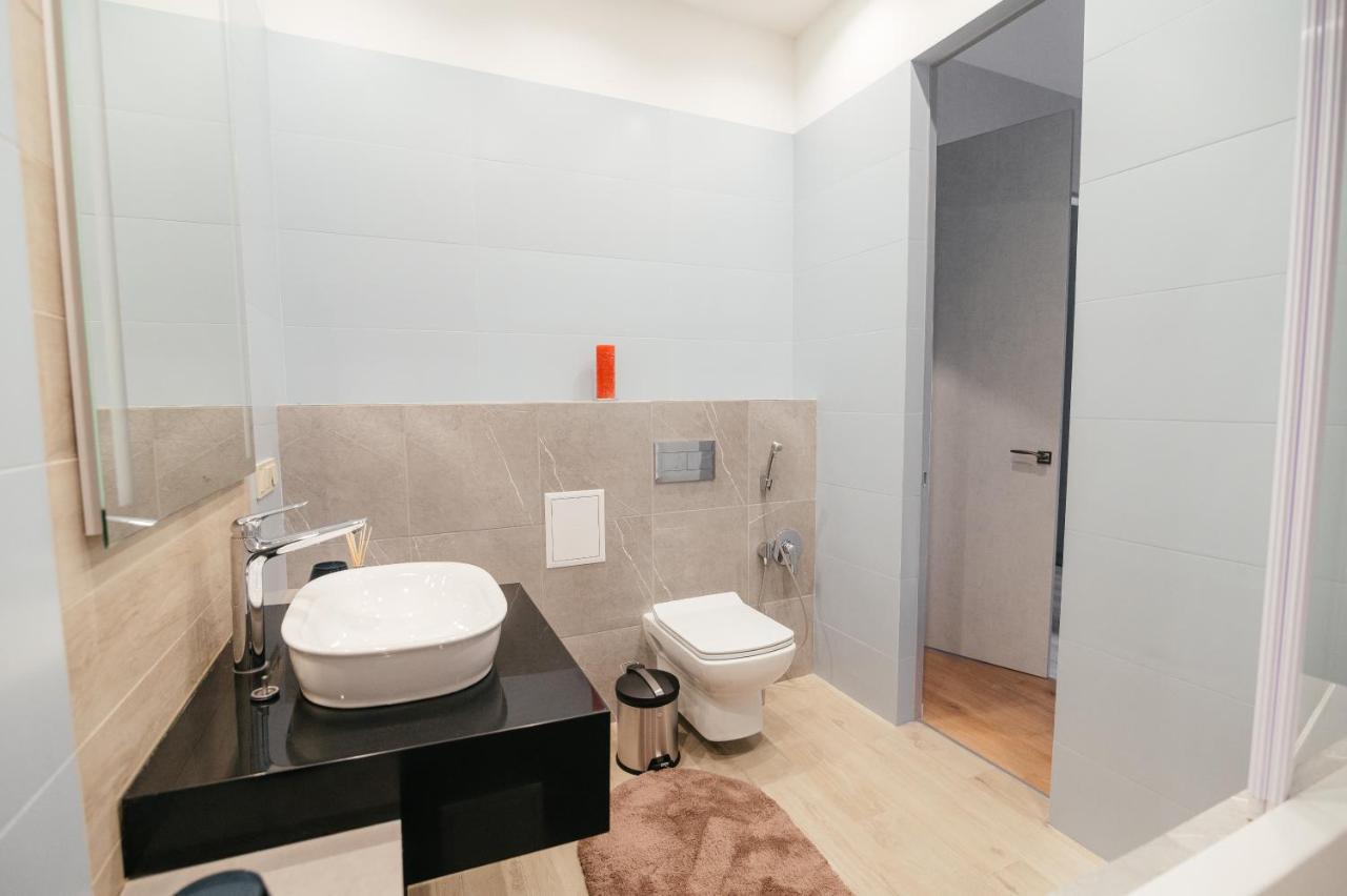 Pearl Premium Apartments 3 Kiev Dış mekan fotoğraf
